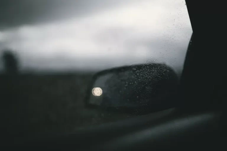 Is it Safe to be in a Car During a Thunderstorm?