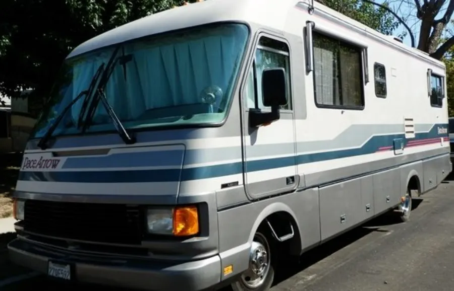 Fleetwood motorhome fuse box location